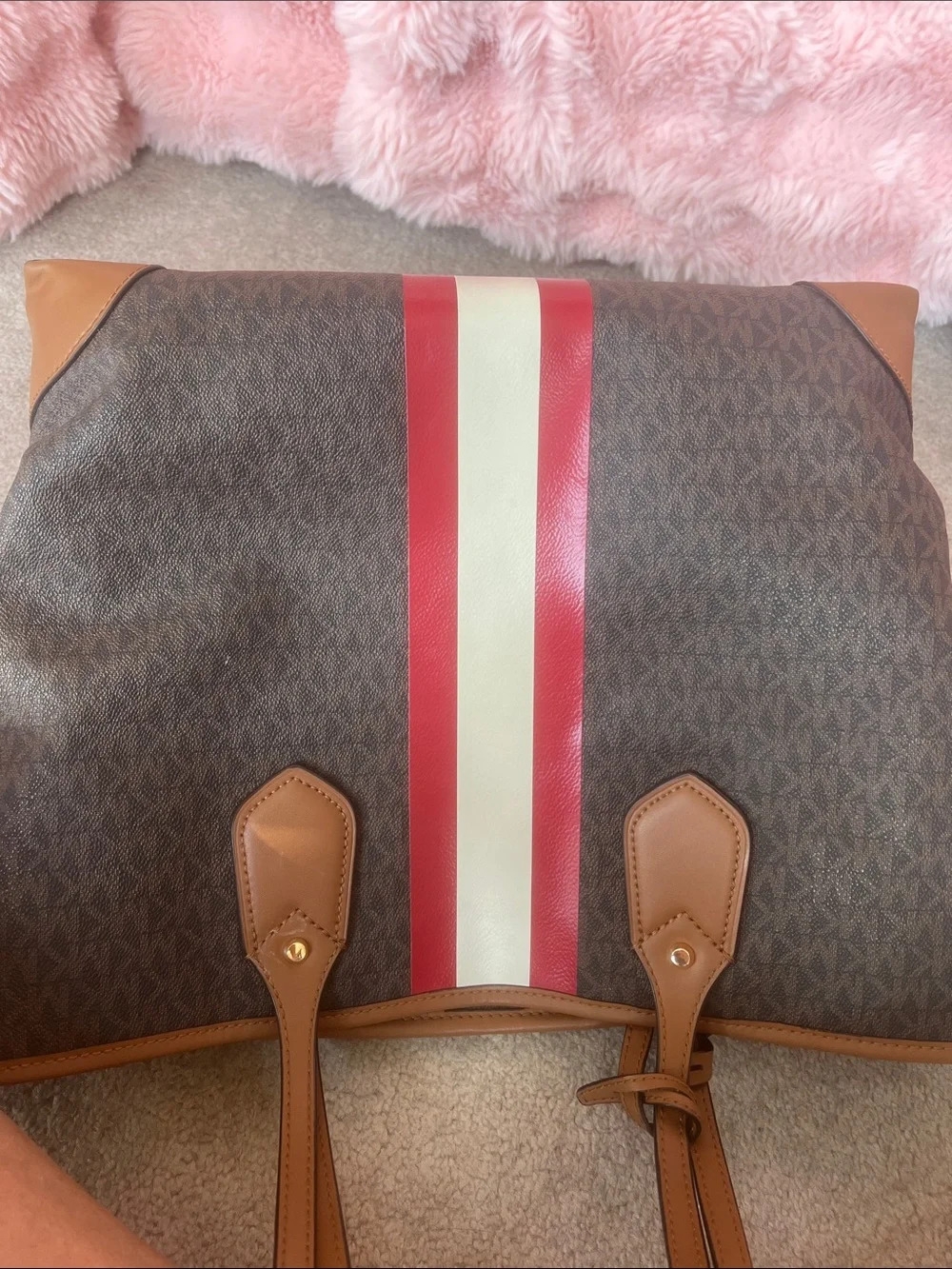 Michael Kors Res Stripe Jet Set Tote - Picture 6 of 10